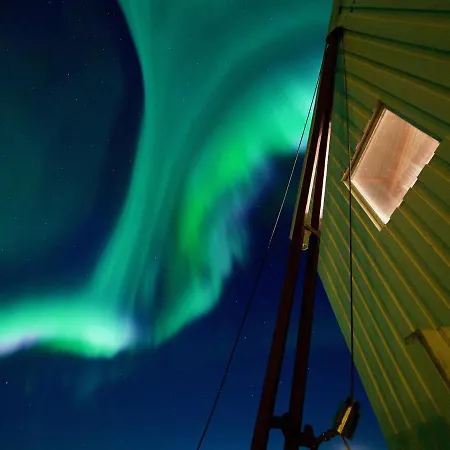 Rorbu 2 Breitinden - Ure Lofoten Apartment